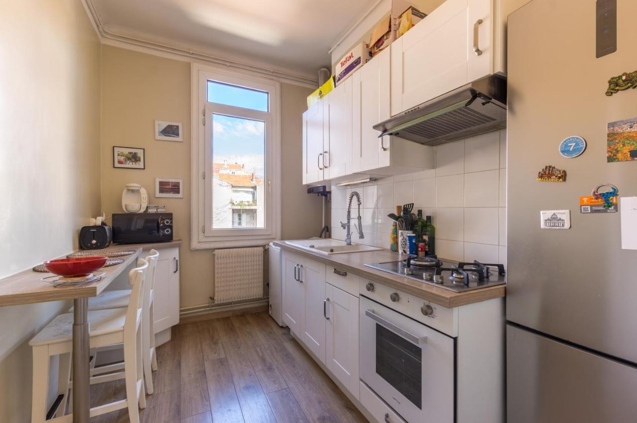 Appartement Climatise Proche Place Comedie Монпелие Екстериор снимка